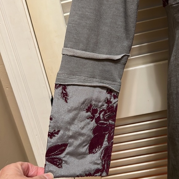 ๐๐๐Soft Surroundings Grandeur Jacket in Vintage Grey - Picture 8 of 17